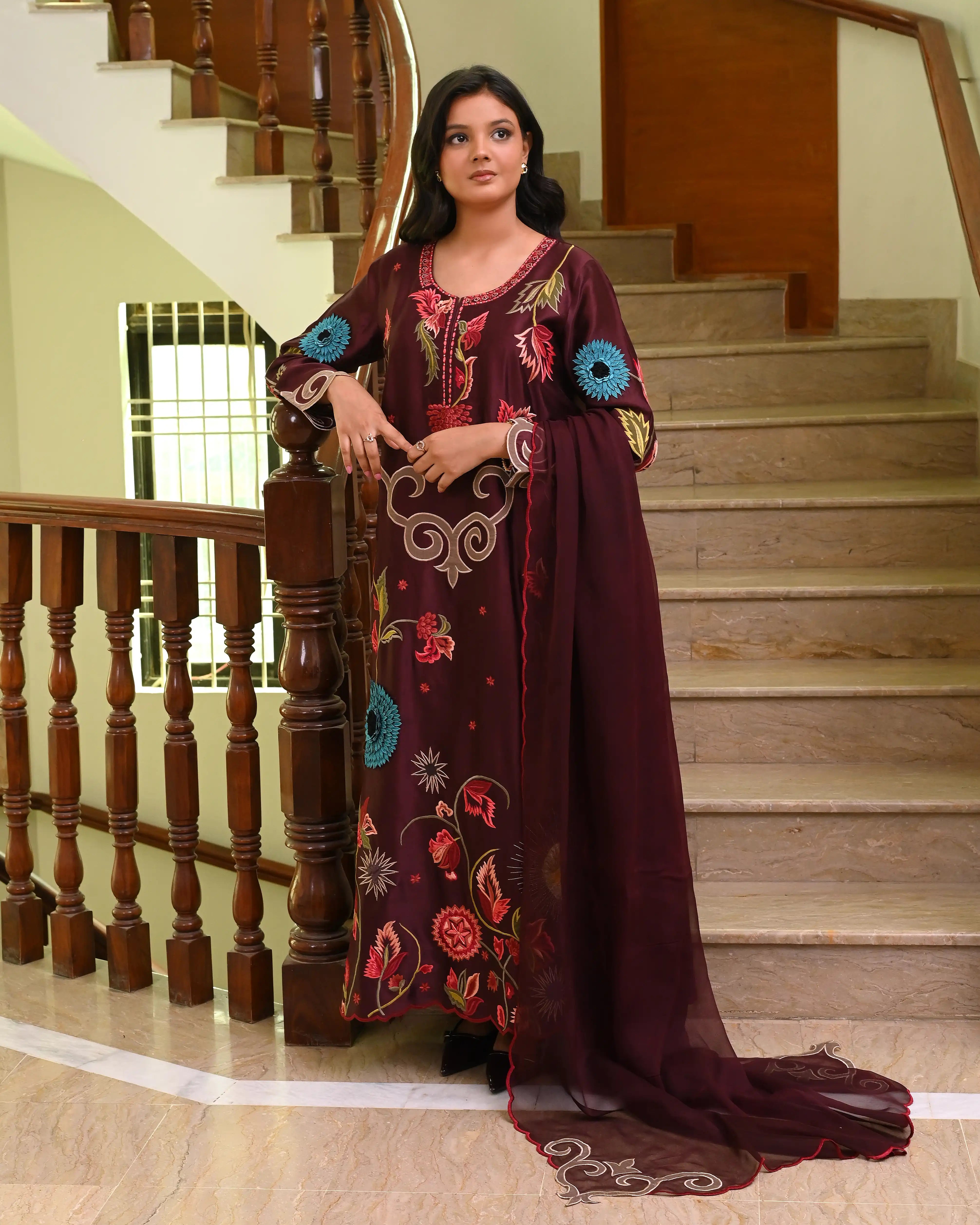 Sheesha Silk Kaftan 3-Piece Formal Dress with 3D Floral Embroidery